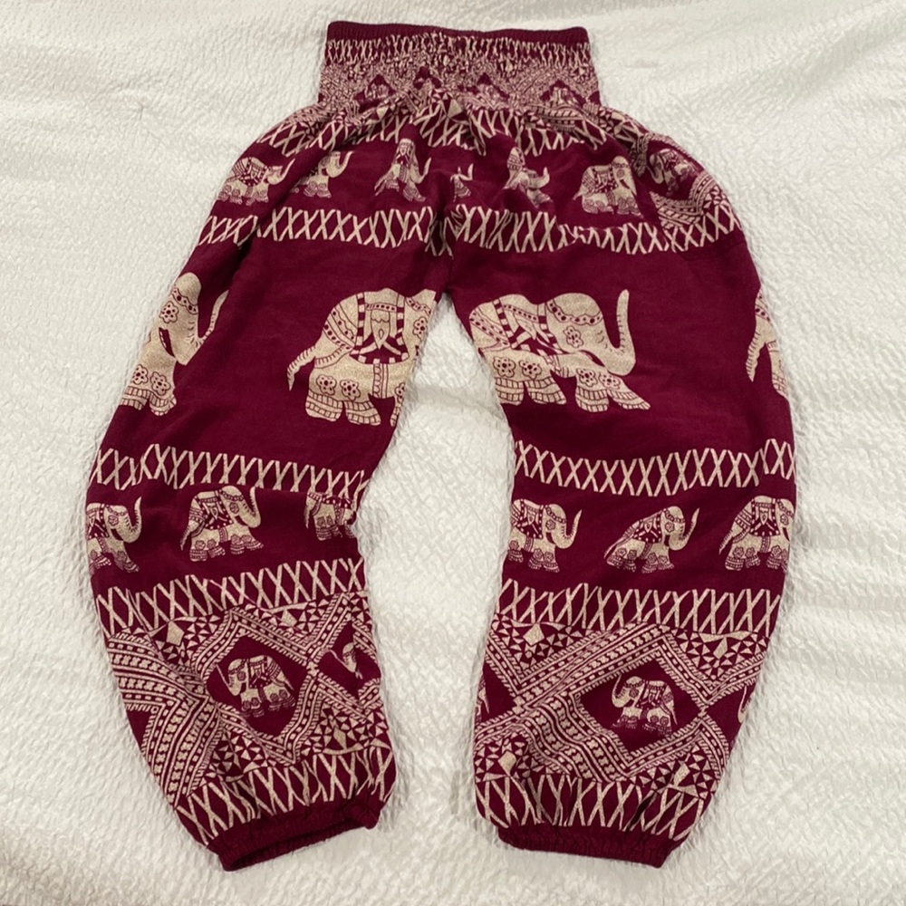 L/XL Maroon and cream harem pants. Yoga pants. Pilates. Genie pants. Side pocket